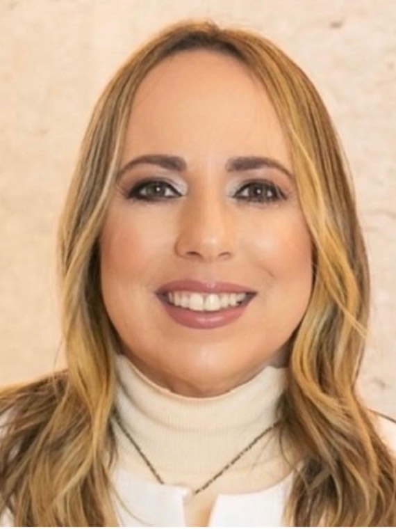 Dra. Karina Amorim Sampaio Costa